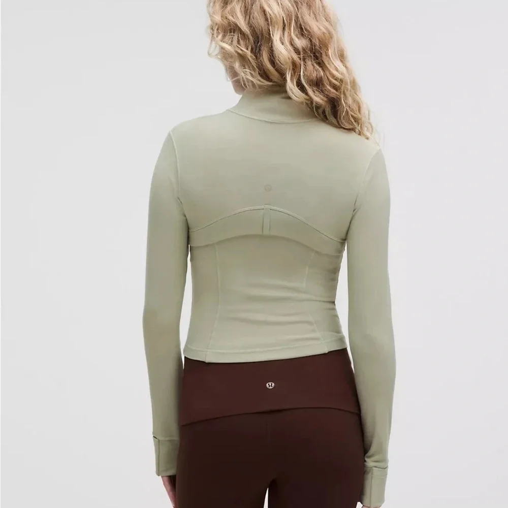 lululemon cropped define jacket in fog green with gold zippers - Picture 10 of 17